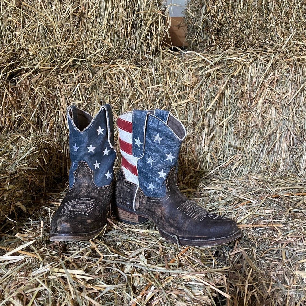 Size 8 American Flag Roper boots